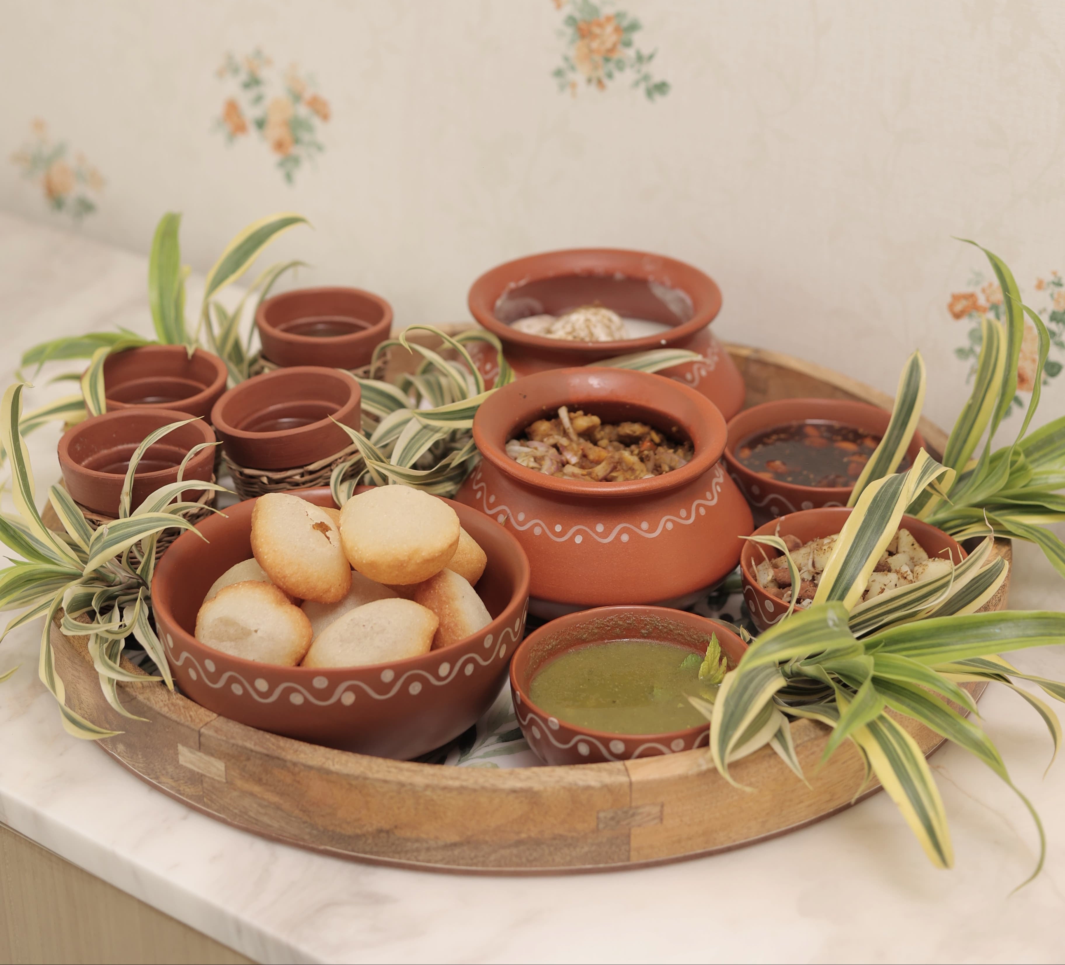 Olive Wood Round Tray 18 inch