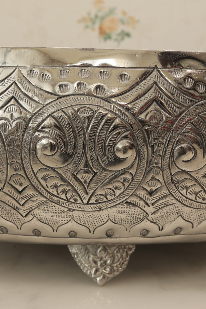 Silver Plated Oval Urli