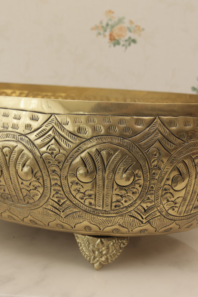 Gold Plated Oval Urli