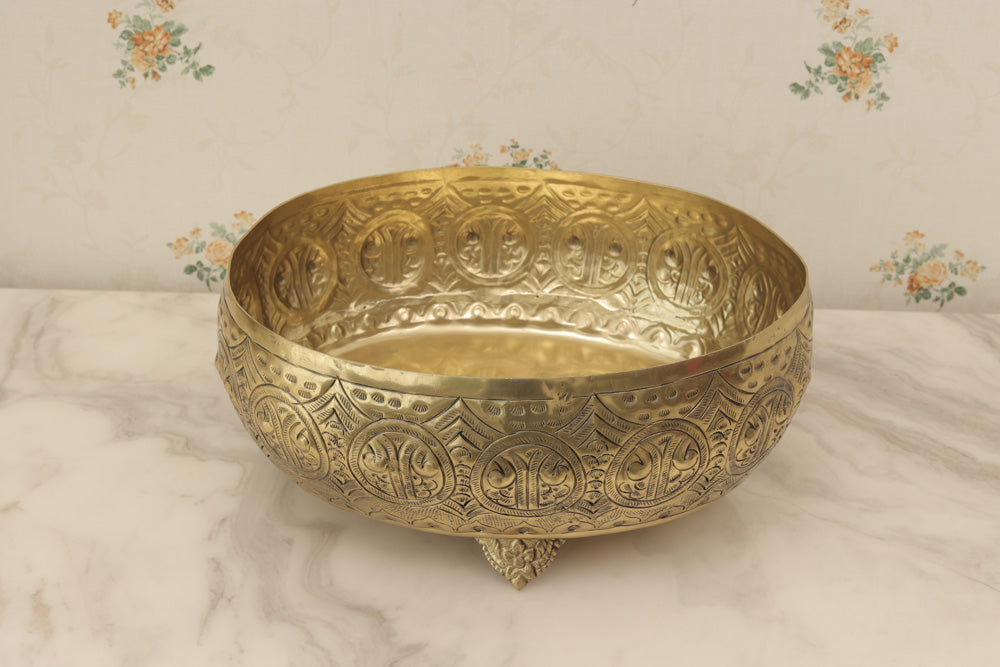 Gold Plated Oval Urli