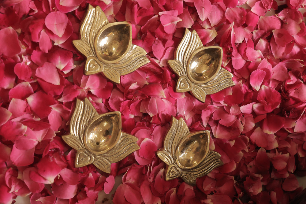 Brass Diya Gift Box (set of 4) Secondary image