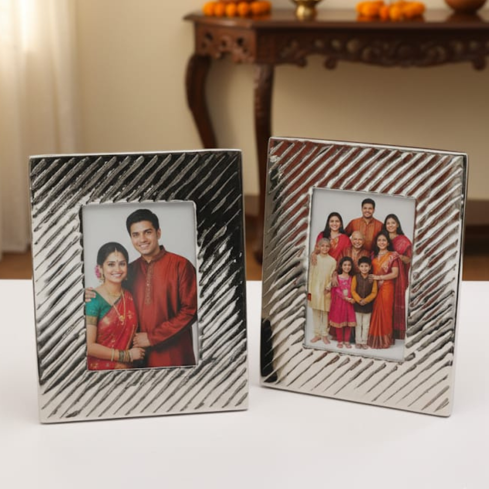 Line Picture Frame