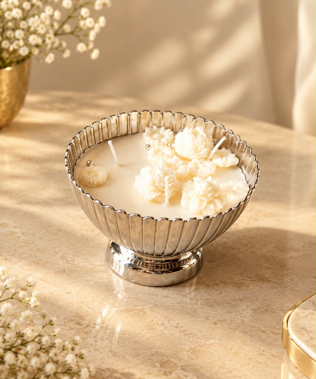 Silver-finish line bowl filled with white scented wax candle, by Deziworkz Main image